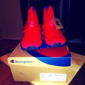 CHAMPION RALLY LOCKDOWN US11